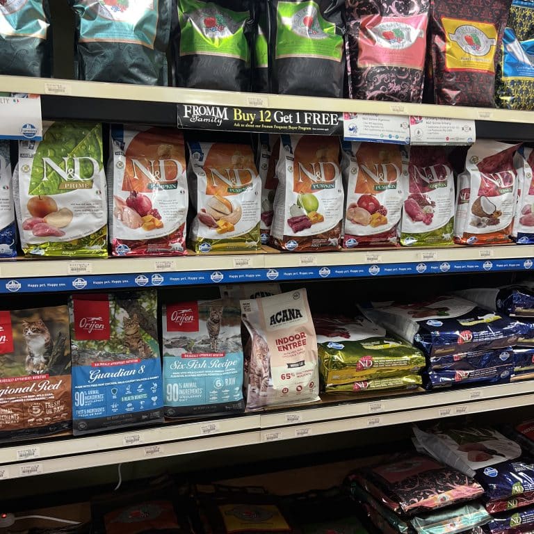 pet toys in racine, pet food in racine, pet supplies in racine